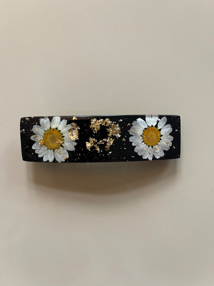 Black daisy large hair clip